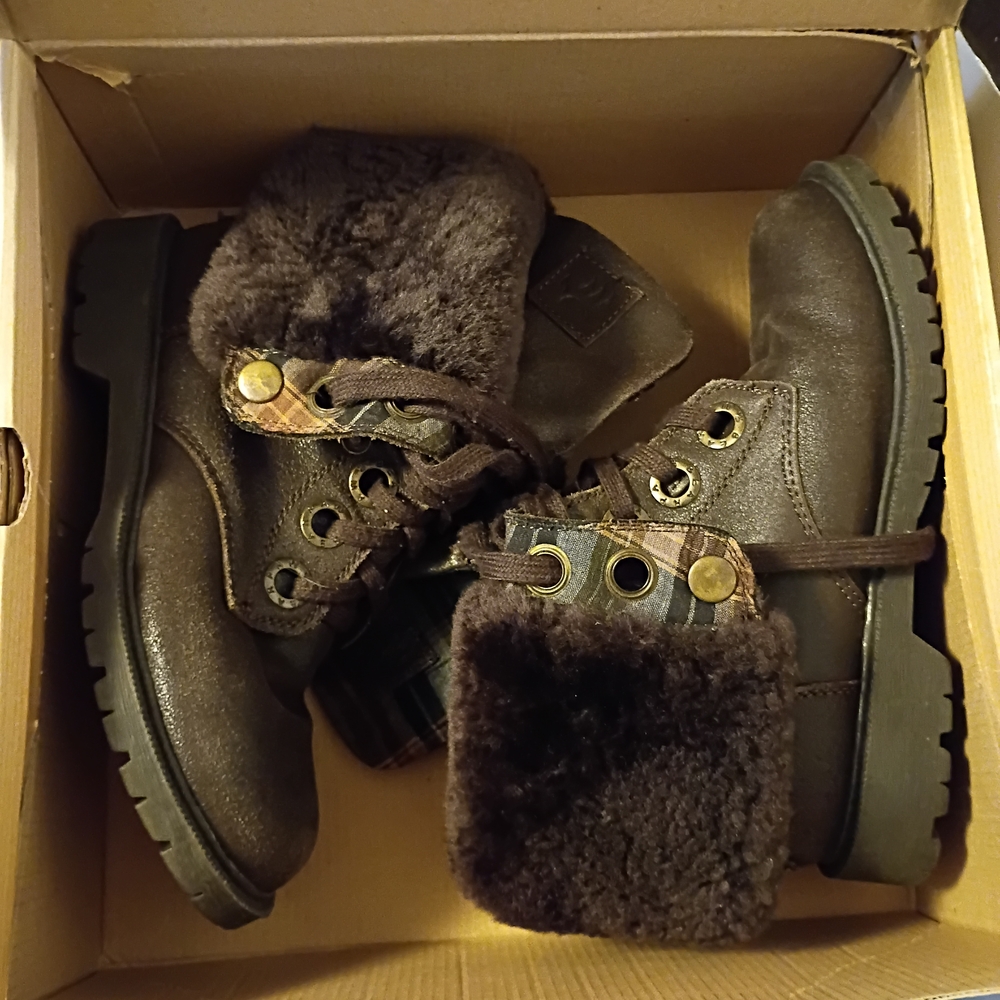 BearPaw Kayla Brown Ankle Boots with Fur Lining
